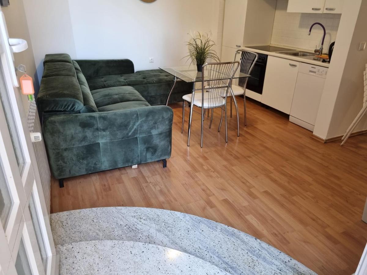 Moro Vrbnik 2 Apartment Екстериор снимка