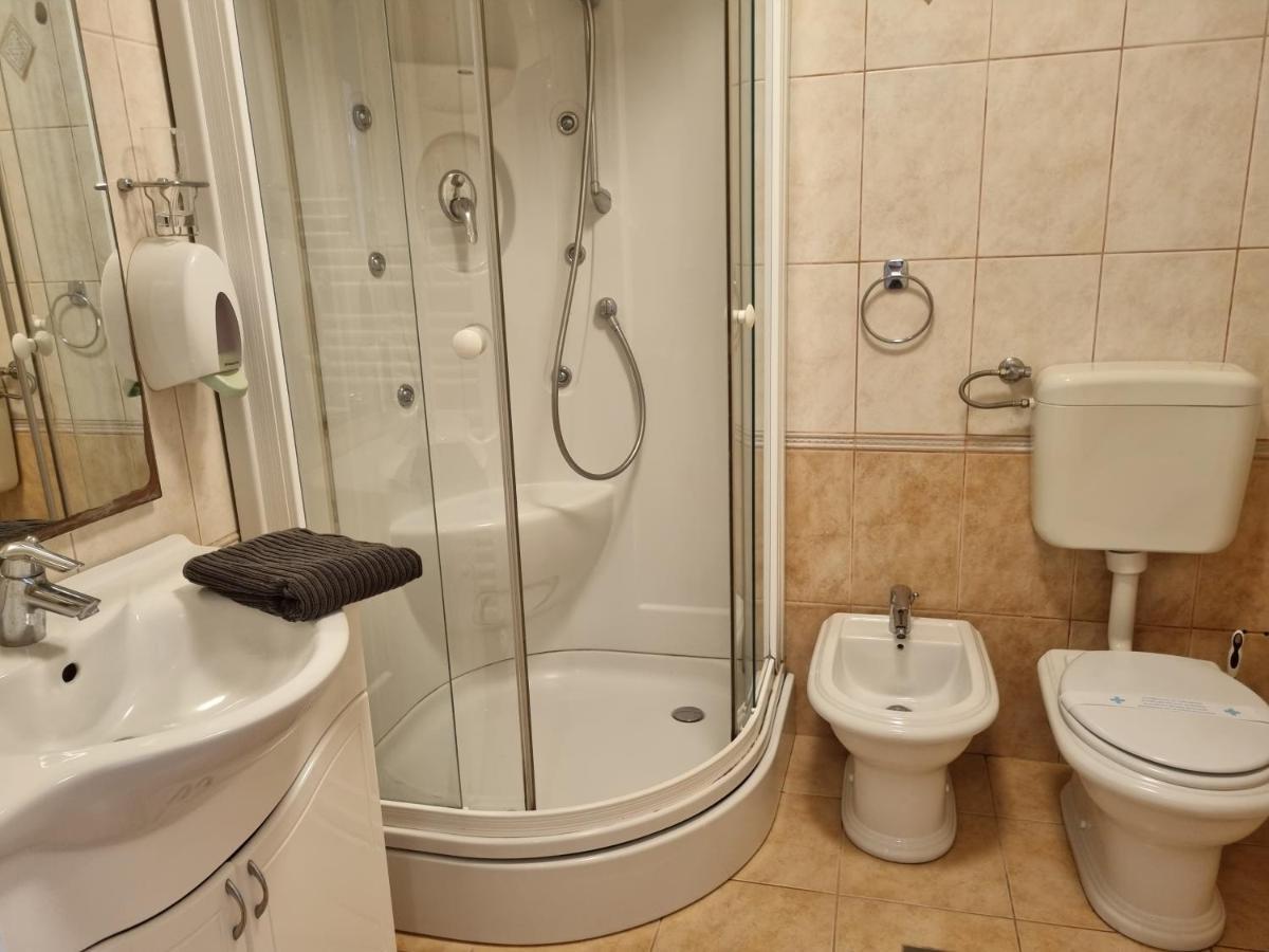 Moro Vrbnik 2 Apartment Екстериор снимка